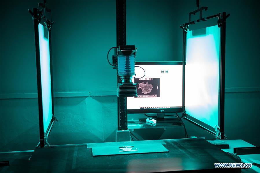 Advanced imaging technology reveals unnoticed writing on Dead Sea Scrolls(1/5)